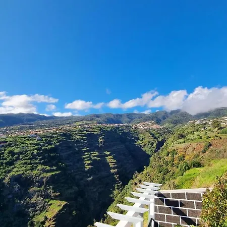 Dom wakacyjny Loreto Rose, Panoramic Ocean And Mountain View *